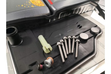 OIL AUTOMATIC TRANSMISSION MERCEDES SET OF 7SPEEDS Catalog number of the part ZESTAW OLEJU DO SKRZYNI 722 6 MERCEDES