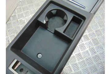  APOYABRAZOS CENTRAL AUDI A6 AVANT (4F5) 2.7 TDI 2005 178665 AUDI - 12