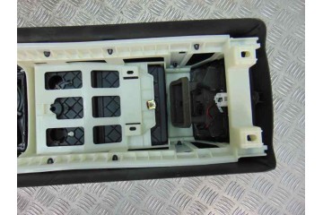  APOYABRAZOS CENTRAL AUDI A6 AVANT (4F5) 2.7 TDI 2005 178665 AUDI - 17