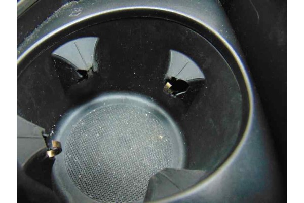  APOYABRAZOS CENTRAL AUDI A6 AVANT (4F5) 2.7 TDI 2005 178665 AUDI - 21