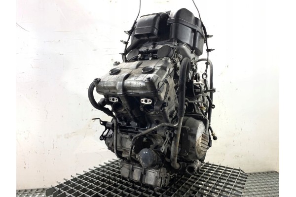 ENGINE 0 8 68KM RC36E 86 97 VFR Catalog number of the part LORK 587 1000016489 RC36E