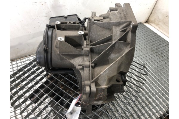 GEARBOX FORD FOCUS III DV6R7002ABF 1 6 105KM Engine type gasoline