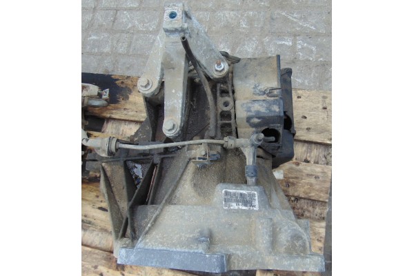 MANUAL TRANSMISSION FORD C MAX AND MK1 1 6 16V PETROL EUROPE Part manufacturer Ford OE