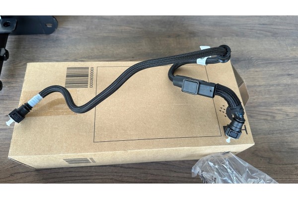 OE BMW 13538575467 FUEL LINE BMW 5 F10 Product weight with unit packaging 2 kg