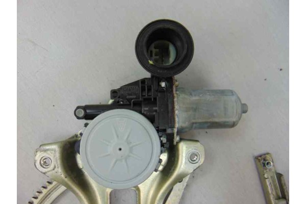 6 PIN ELEVALUNAS DELANTERO DERECHO LEXUS IS (DS2/IS2) 250 V6 2007 6 PIN 185049 LEXUS - 4