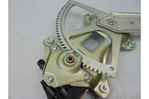 6 PIN ELEVALUNAS DELANTERO DERECHO LEXUS IS (DS2/IS2) 250 V6 2007 6 PIN 185049 LEXUS - 5