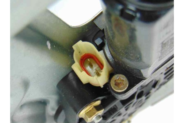 2 PIN ELEVALUNAS TRASERO IZQUIERDO HYUNDAI TUCSON (JM) 2.0 CRDi Comfort 2005 2 PIN 188249 HYUNDAI - 4