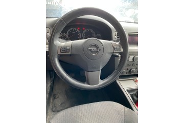 OPEL VECTRA C BERLINA Elegance