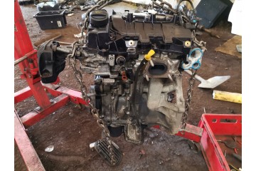 Peugeot 208 engine 1 2 post vti petrol 2013 year