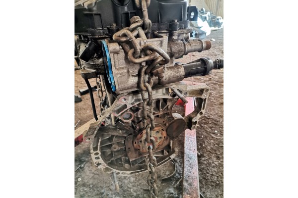 Motor Peugeot 208 1.2 VTi gasolina 2013