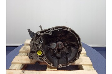 RENAULT LAGOON II 2 0B 16V 135KM MANUAL TRANSMISSION JR5 7701717721