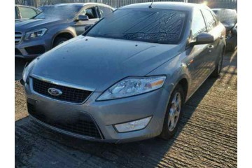 FORD MONDEO BERLINA (CA2) Ghia