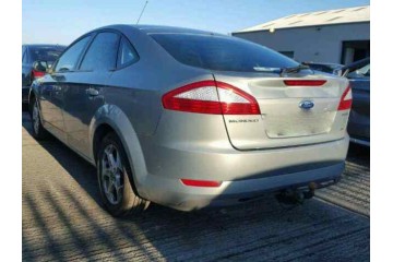 FORD MONDEO BERLINA (CA2) Ghia