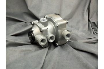 Trailer control valve Wabco 973 002 000 0 Packaging status original