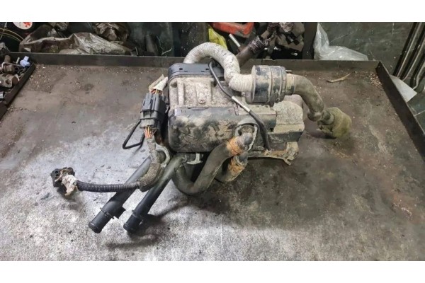 Webasto VOLVO V70 III BW 31267242 2 4L diesel 136kW 2009