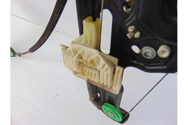 6 PIN ELEVALUNAS DELANTERO DERECHO BMW SERIE 1 BERLINA (E81/E87) 120d 2008 6 PIN 190266 BMW - 1