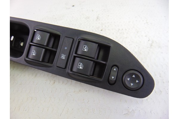  MANDO ELEVALUNAS DELANTERO IZQUIERDO FIAT II TIPO (357) HATCHBACK Business 2017 197456 FIAT - 1