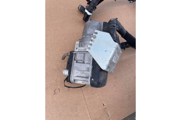 TOYOTA COROLLA E21 2018 WEBASTO PUMP 122R000258 3B1918480212 Car type passenger cars