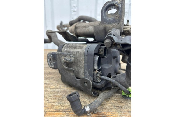 PARKING HEATER WEBASTO VW CADDY III LIFT FL 2K 11R 1K0815071AL Part manufacturer Volkswagen OE