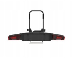 Luggage box frame for mounting on the hook tow
