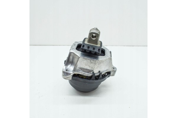 BMW G20 G22 G26 G01 G02 G05 G06 G07 Engine Cushion Left 22118483785 Car type passenger cars