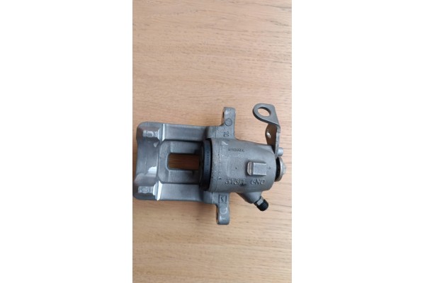 8N0615423C HOUSING oe