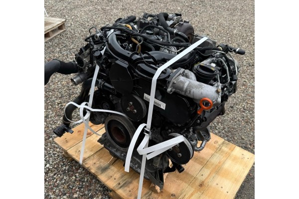 ENGINE COMPLETE AUDI Q7 3 0 TDI BKS BUG