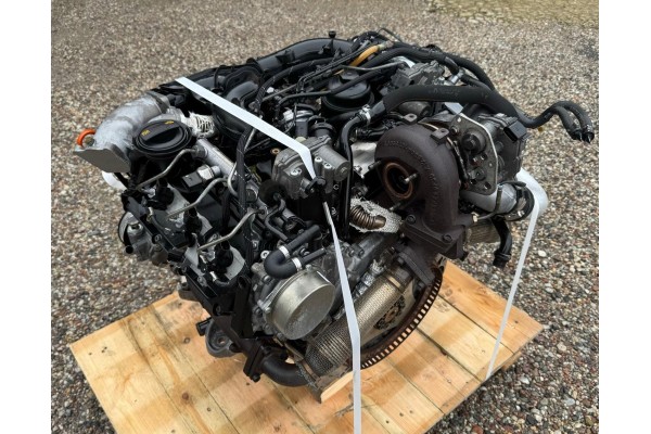ENGINE COMPLETE AUDI Q7 3 0 TDI BKS BUG Part manufacturer Audi OE