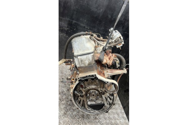 Complete engine Mercedes Benz W110 200D 1965 121940 Car type undefined