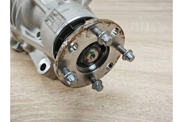 FRONT DIFFERENT BRIDGE Xdrive BMW 2 0d X4 G02 LCI X3 G01 8487444 16km Catalog number of the part 8487444 8488201 N 73