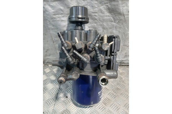 MERCEDES ACTROS MP4 DEHUMIDIFIER VALVE HALDEX A0014463064 Car type trucks