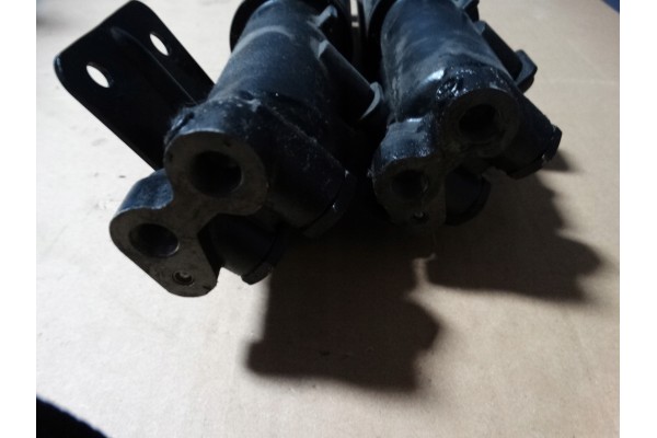 IDEAL SUSPENSION VALVES AUDI RS5 RS4 B8 1 Catalog number of the part 8K0616813D b8