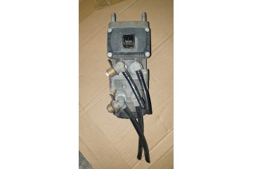 ACTROS MP4 AROCS BRAKE MASTER VALVE BRAKE K014773 0044311506