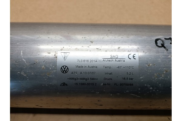 AUDI Q7 AIR TANK 7L0616201A Packaging status replacement