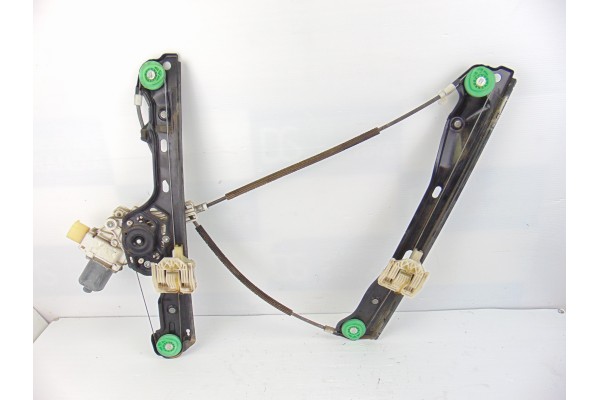 6 PIN ELEVALUNAS DELANTERO IZQUIERDO BMW SERIE 1 BERLINA (E81/E87) 120d 2008 6 PIN 190267 BMW - 1