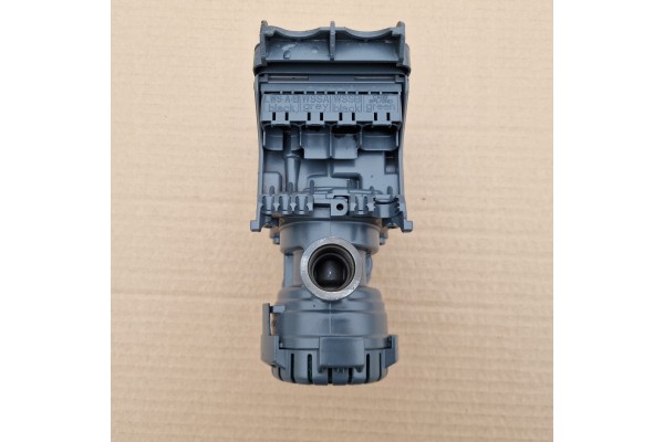 VOLVO FH4 EBS MODULATOR VALVE K093190 Car type trucks