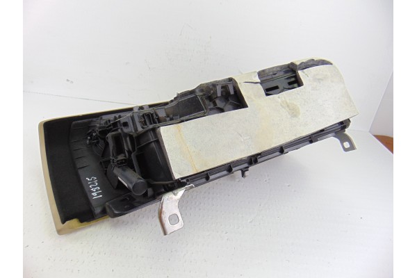  GUANTERA BMW SERIE 3 TOURING (F31) 318d 2014 198215 BMW - 3