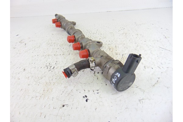 55573467  RAMPA INYECTORA OPEL CORSA D Selective 2011 55573467 200592 OPEL - 2