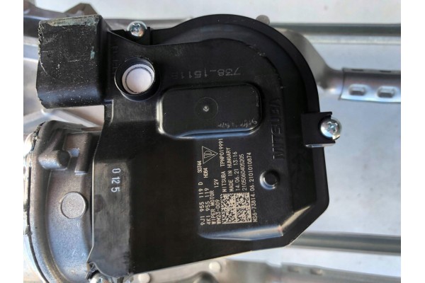 PORSCHE TAYCAN WIPER MECHANISM 9J1955119D Packaging status replacement