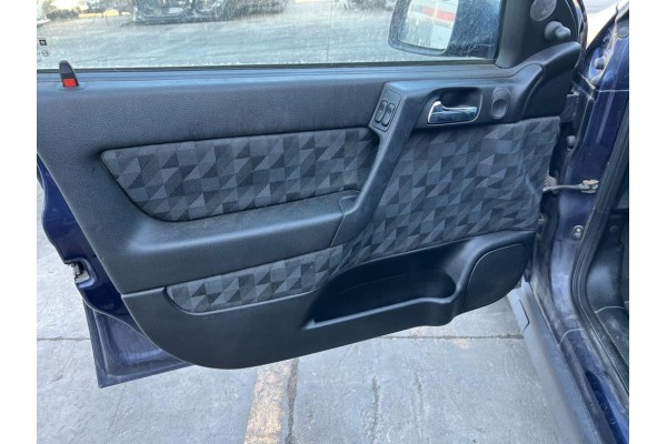 OPEL ASTRA G BERLINA Club