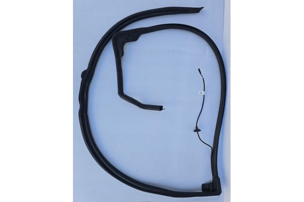 VW T7 RIGHT SLIDING DOOR SEAL WITH REVERSING SENSOR 7T0843786H Catalog number of the part 7T0843786H9B9