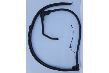VW T7 RIGHT SLIDING DOOR SEAL WITH REVERSING SENSOR 7T0843786H Catalog number of the part 7T0843786H9B9