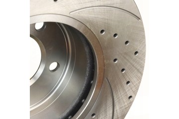 MIKODA GT Sport discs pads BMW X5 E70 X6 E71 F15 F85 FRONT 348mm Catalog number of the part MIK0460S