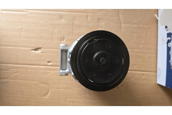 DENSO DCP32045 Compressor air conditioning compressor Audi Seat Skoda VW Product weight with unit packaging 7 kg