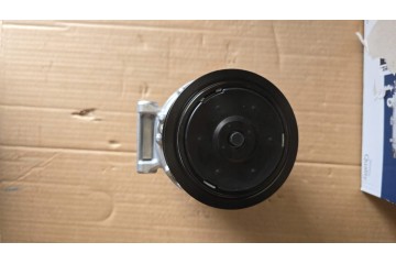 DENSO DCP32045 Compressor air conditioning compressor Audi Seat Skoda VW Product weight with unit packaging 7 kg