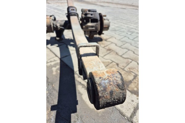 DIFFERENTIAL REAR BRIDGE BEAM RENAULT MASCOTT 2 8 00 06 5600210208 Part manufacturer Renault OE