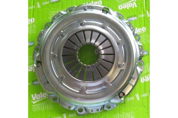 CLUTCH SET THRUST BEARING DISC PRESSURE Part manufacturer Valeo