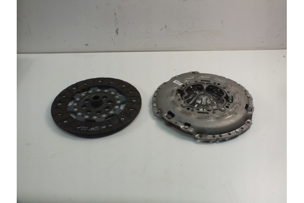 RENAULT MASTER III CLUTCH SET Engine type diesel