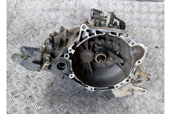 KIA CEED AND GEARBOX 1 6 T9W5 T9W5F 2009R
