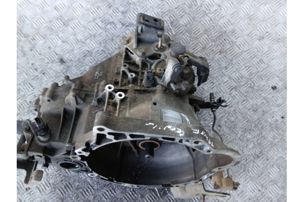 KIA CEED AND GEARBOX 1 6 T9W5 T9W5F 2009R Transmission type manual